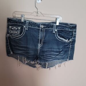 Stylish Blue Denim Women Shorts